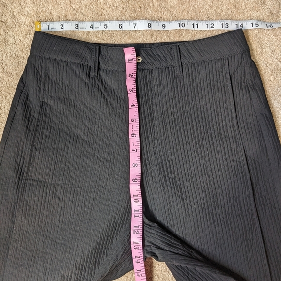 IISE Nubi Black Bermuda Shorts - Picture 9 of 12